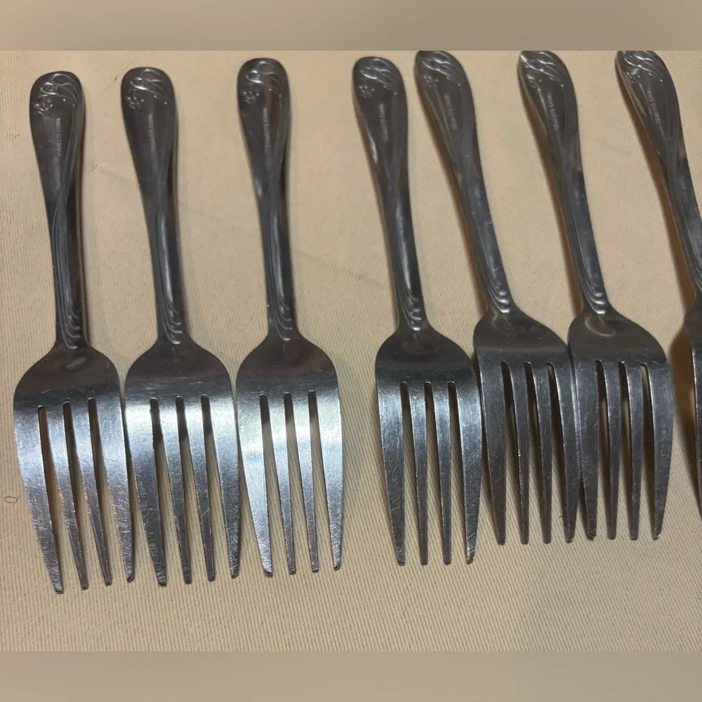Stainless Steel China‎ Flatware Dinner Forks Set Of 11 Swirl Pattern